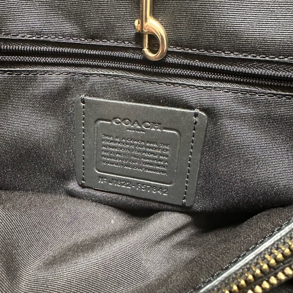 Coach Tote with Black Trim - Picture 9 of 14